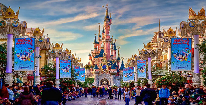 Главная улица Диснейленд в Париже