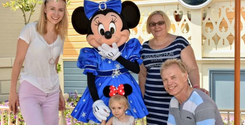 Фото с героями Диснейленд Париж