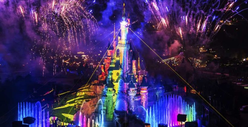 Вечернее шоу в Диснейленд Париж